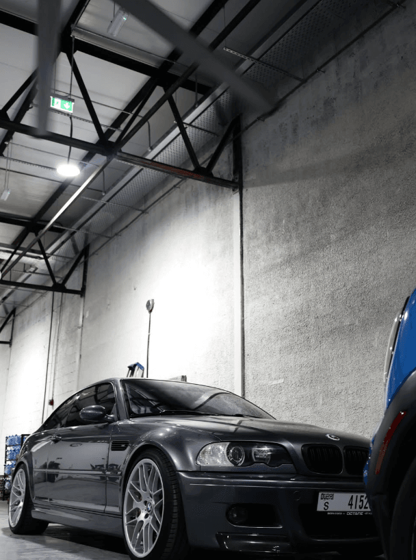 Garage photo 2