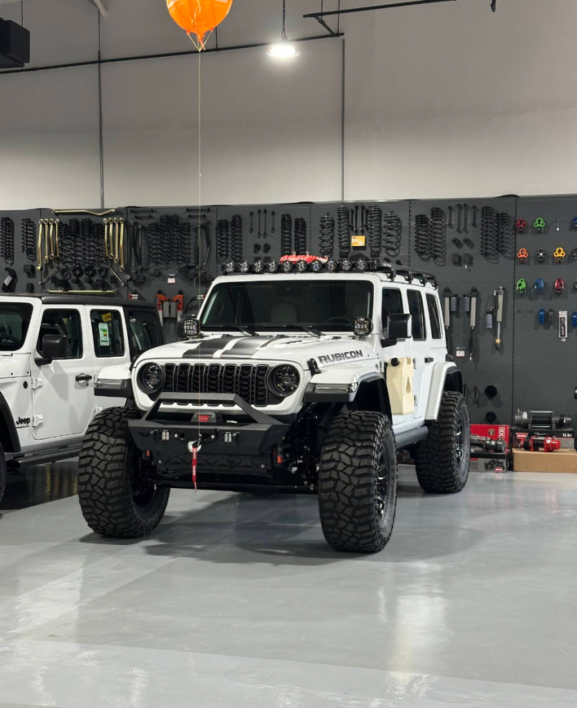 Garage photo 2