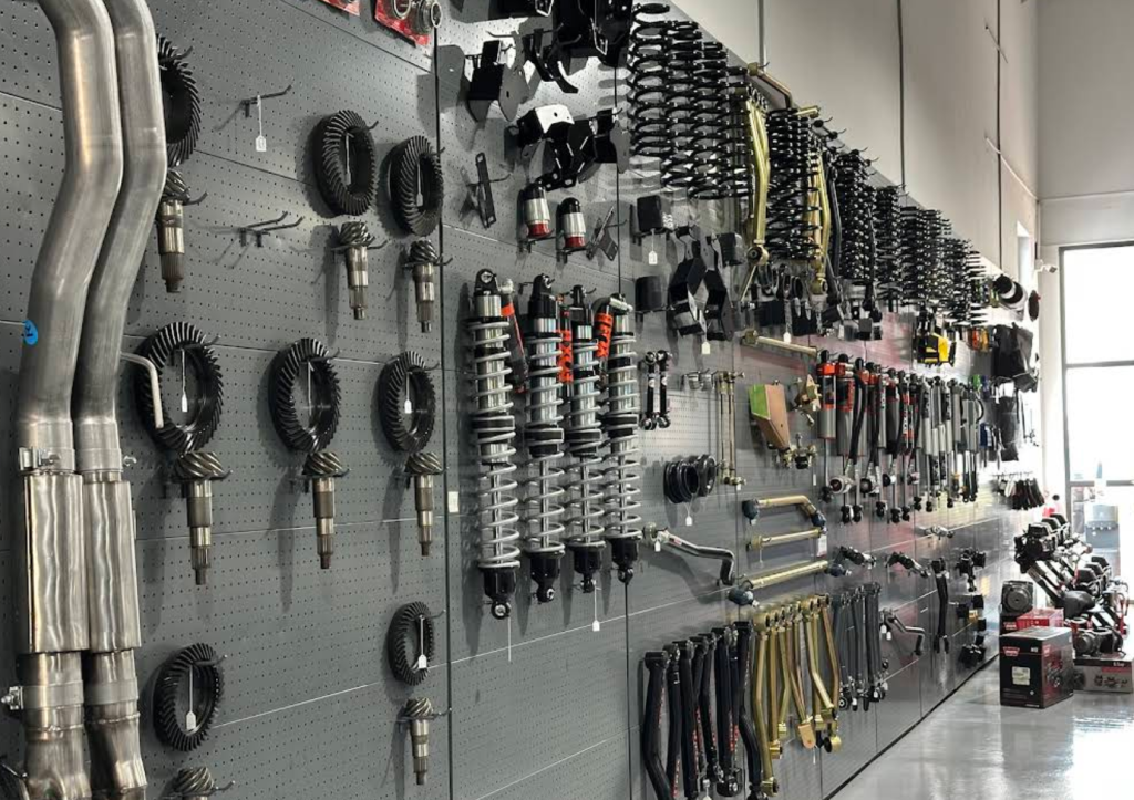 Garage photo 3