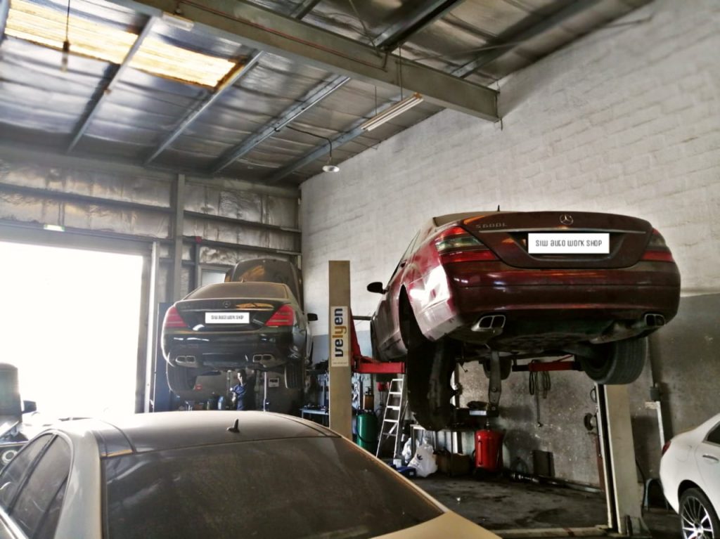 Garage photo 8