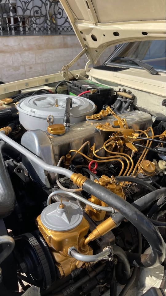 1980 Mercedes W123 300D — photo 8 of 8