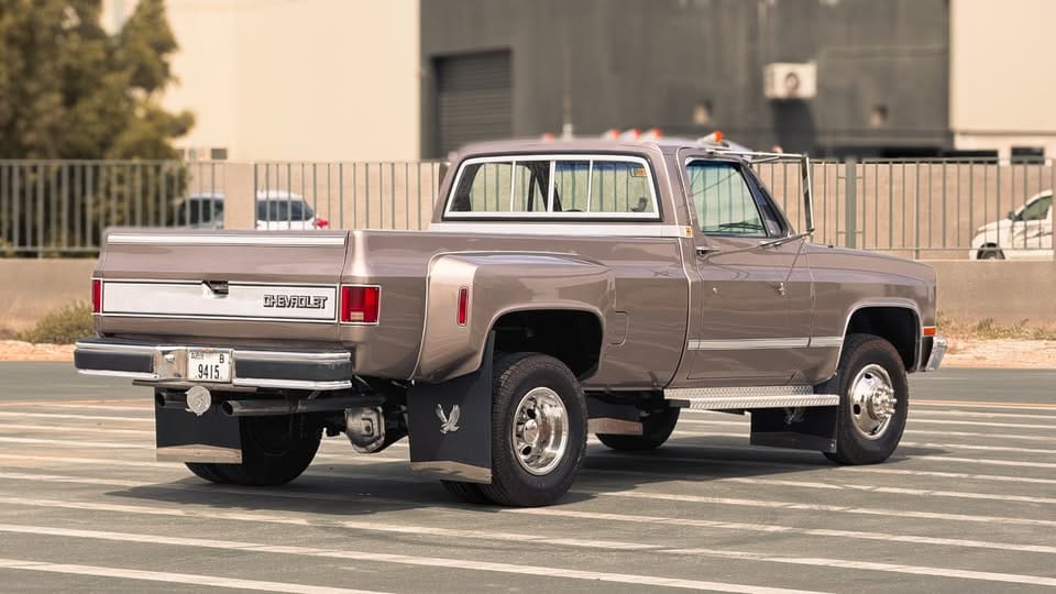 1981 Chevrolet k30 pickup (454 big block v8) — photo 6 of 20