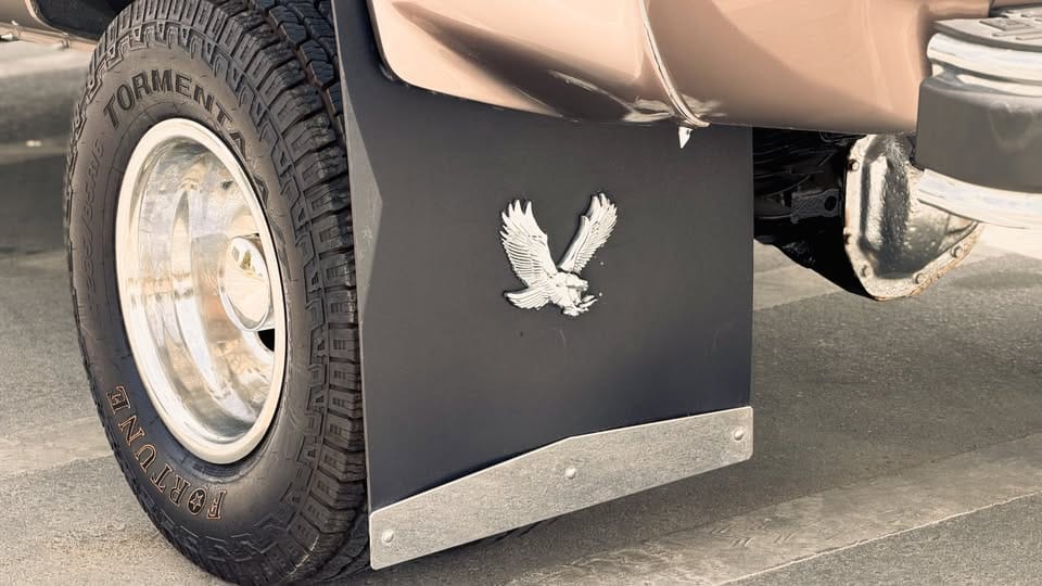 1981 Chevrolet k30 pickup (454 big block v8) — photo 13 of 20