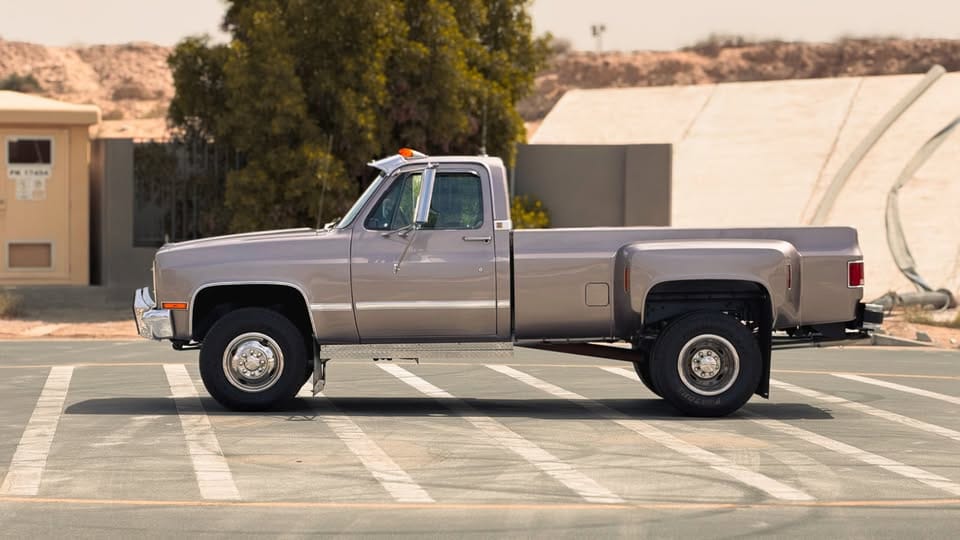 1981 Chevrolet k30 pickup (454 big block v8) — photo 3 of 20
