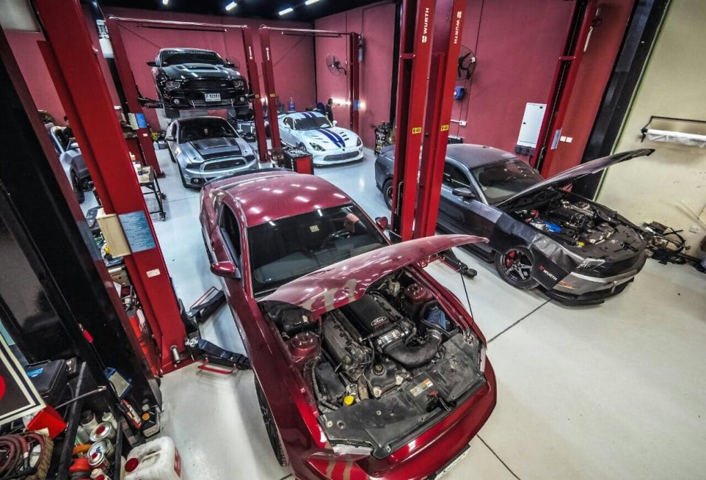 Garage photo 43