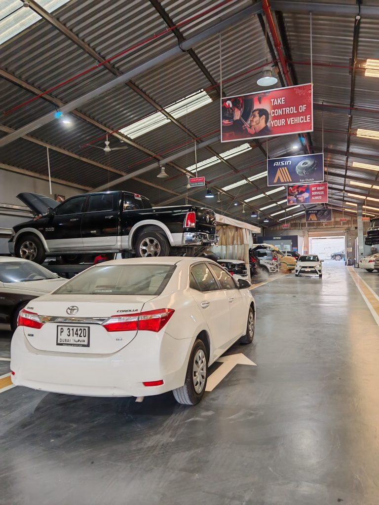 Garage photo 7