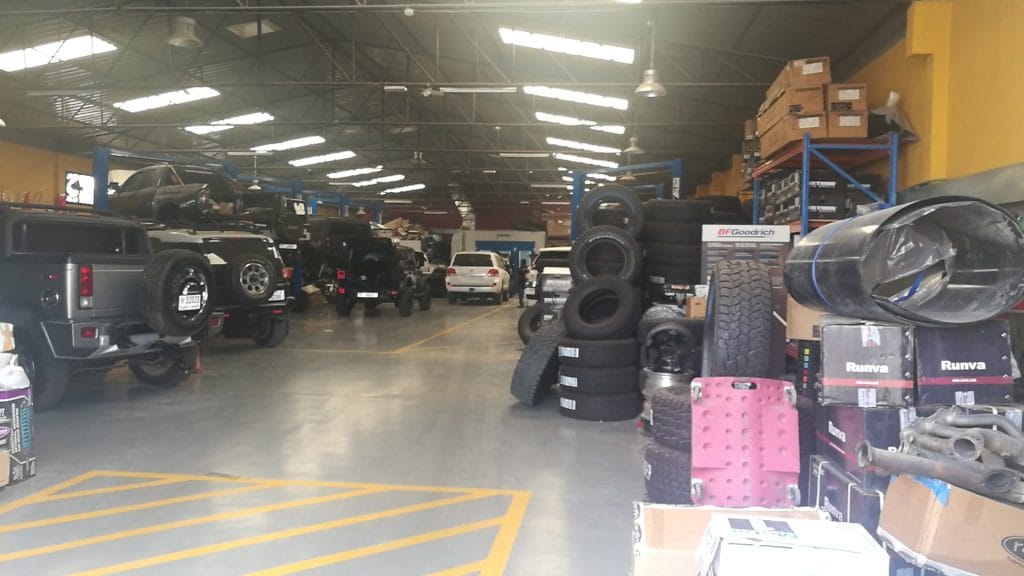 Garage photo 38