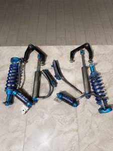 2.5 king suspension + Baja kits gmc sierra 2019-2026 — car part for sale in UAE