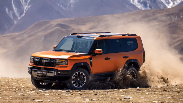 Jetour G700 Price in UAE: Specs, Trims and the 904 hp Hybrid Explained (2026)