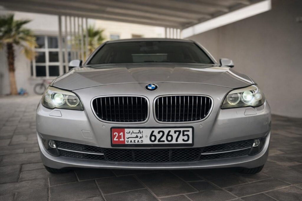BMW 528i 2011 for sale in Abu Dhabi, UAE – photo 1 of 6