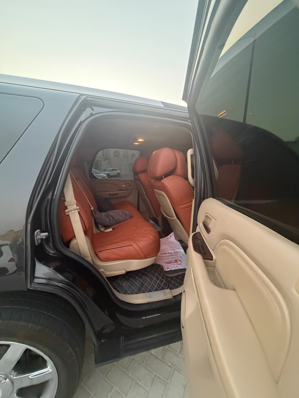 2012 Cadillac Escalade – Full Options — photo 5 of 11