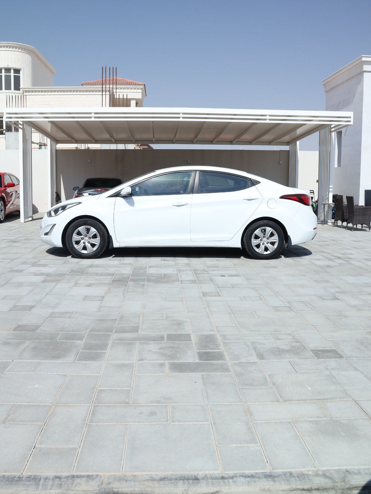 Hyundai Elantra 2015 for sale in Abu Dhabi, UAE – photo 3 of 9