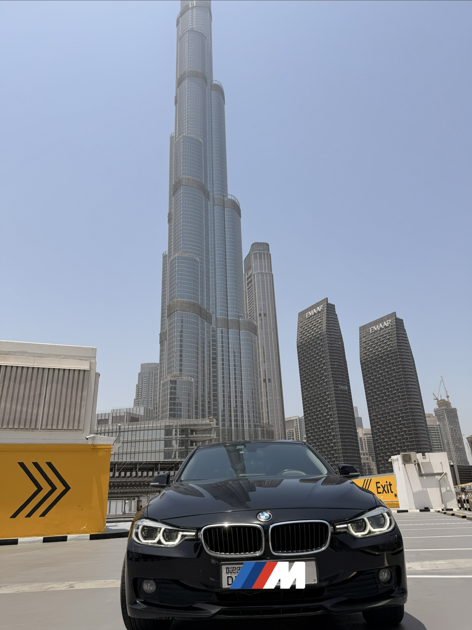 Bmw 320i 2018 - XDrive for sale in Dubai, UAE – photo 5 of 8