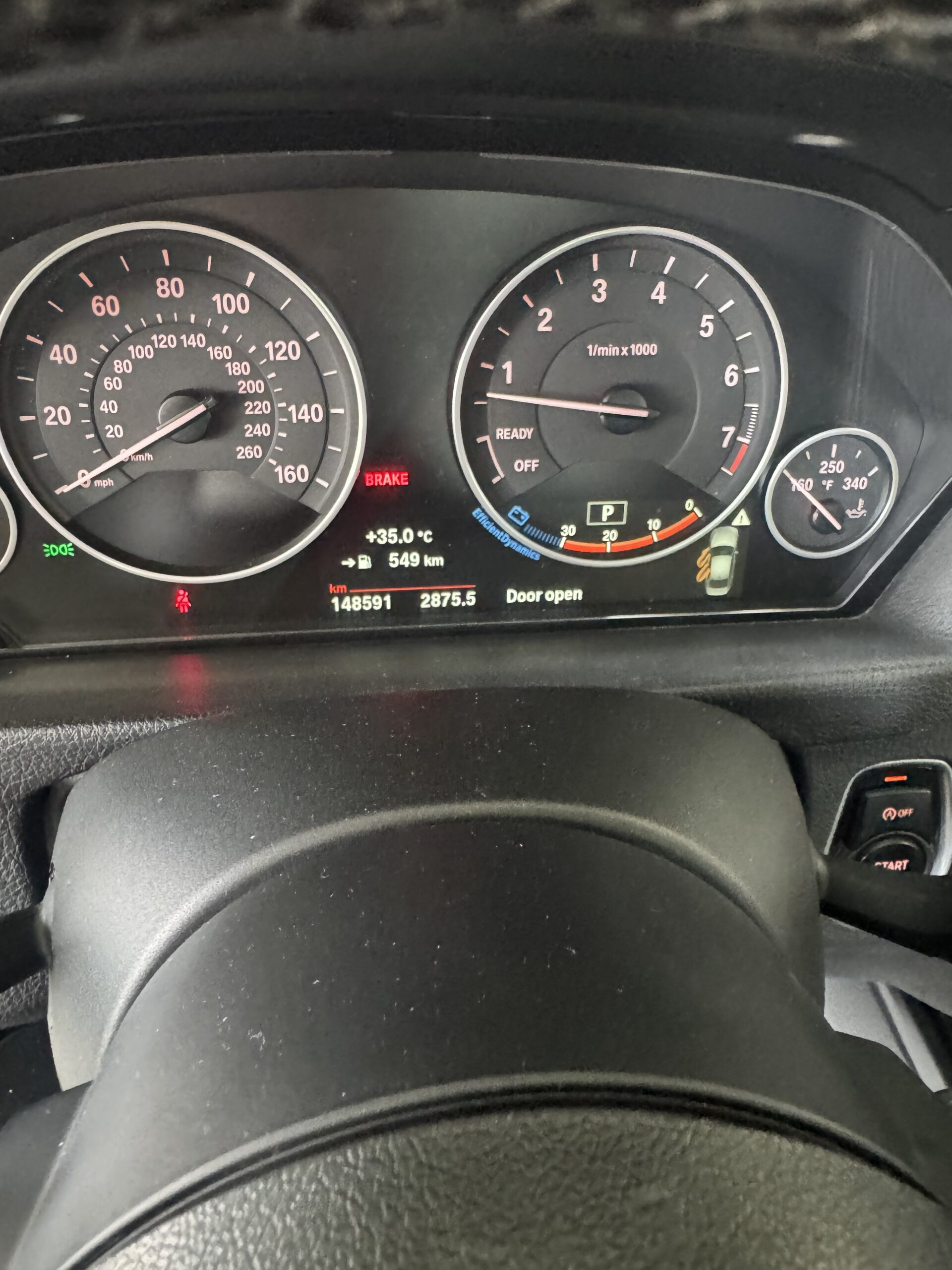 Bmw 320i 2018 - XDrive for sale in Dubai, UAE – photo 7 of 8