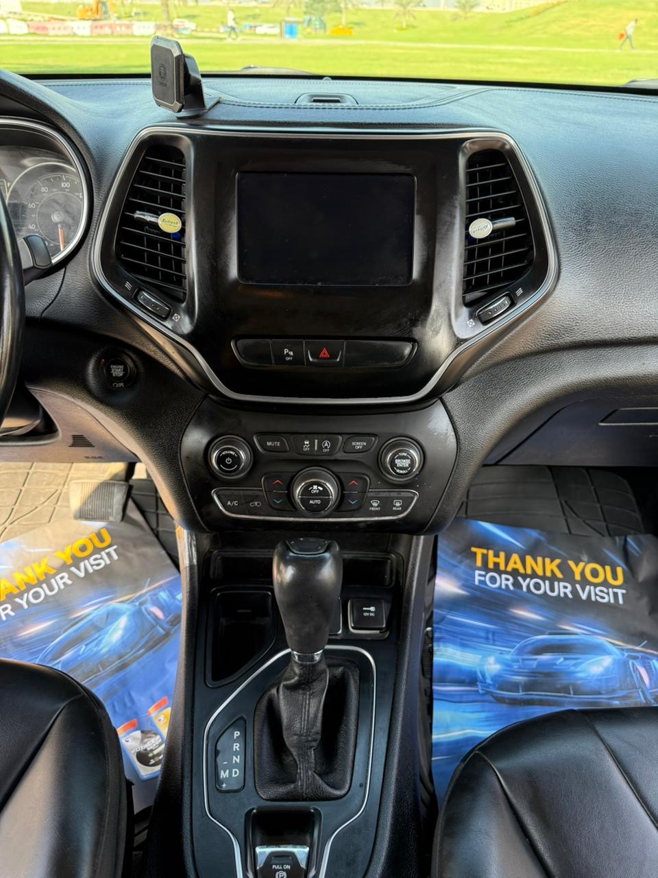 Jeep Cherokee 2019 for sale in Sharjah, UAE – photo 10 of 20