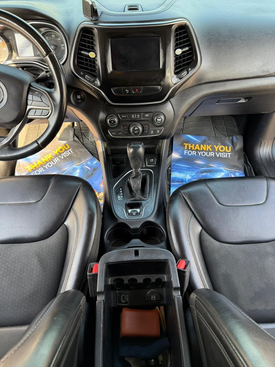 Jeep Cherokee 2019 for sale in Sharjah, UAE – photo 15 of 20