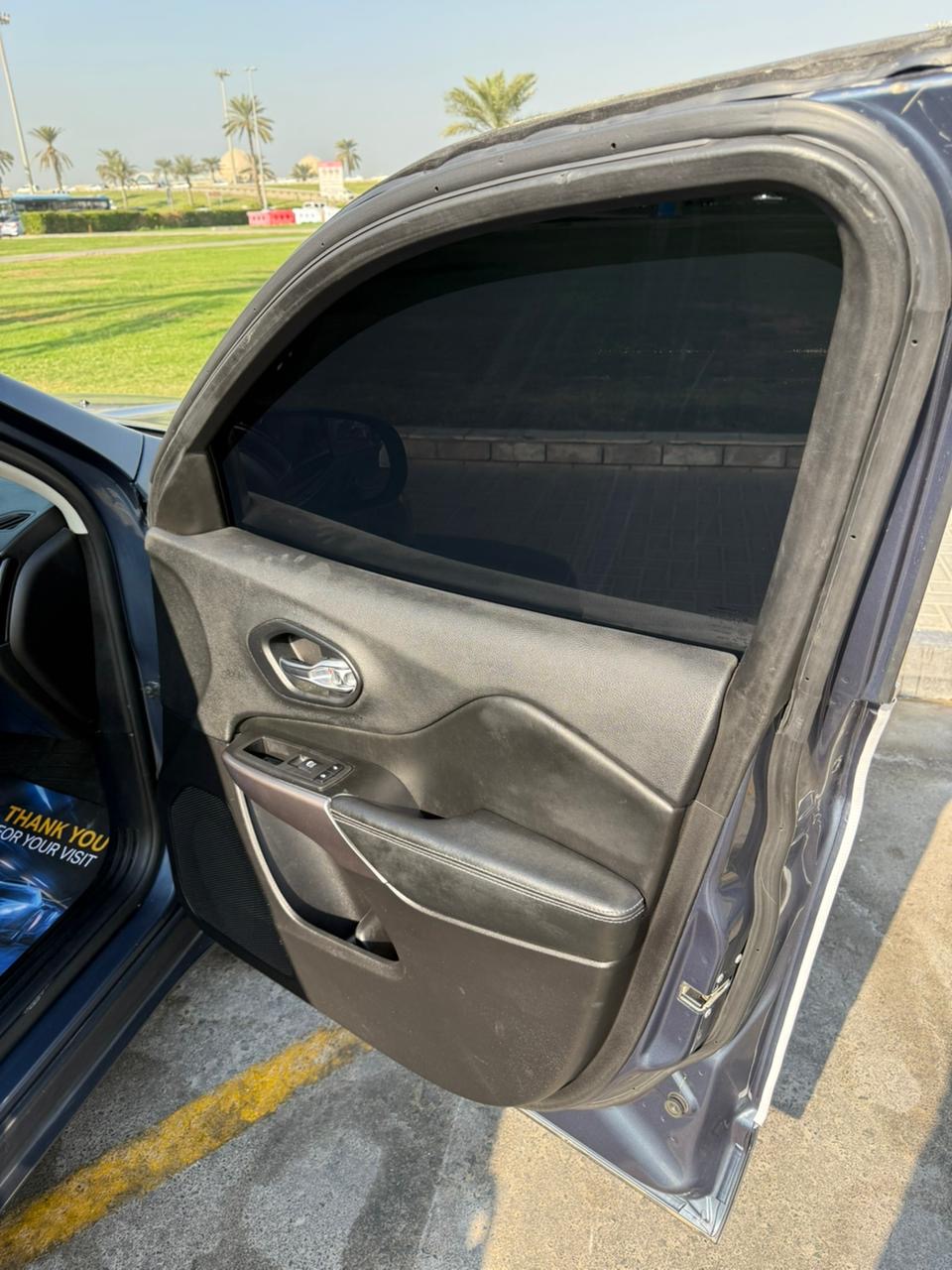 Jeep Cherokee 2019 for sale in Sharjah, UAE – photo 17 of 20
