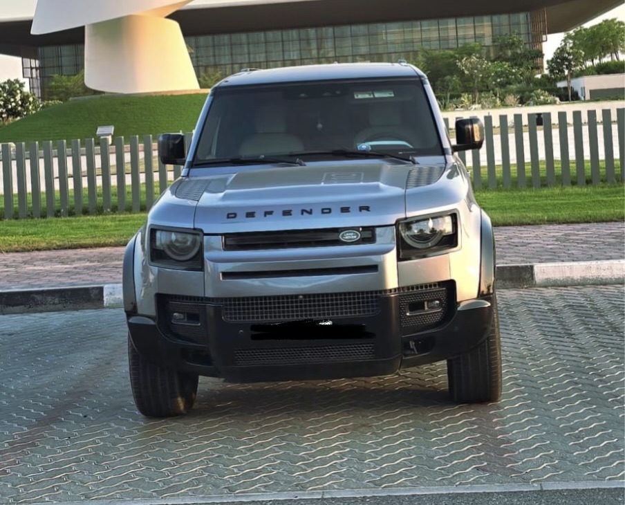 Land Rover Defender 110 P400 HSE| 2021 — photo 3 of 14