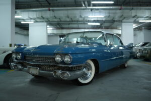 Cadillac Sedan De Ville 6 Window 1959 for sale in UAE
