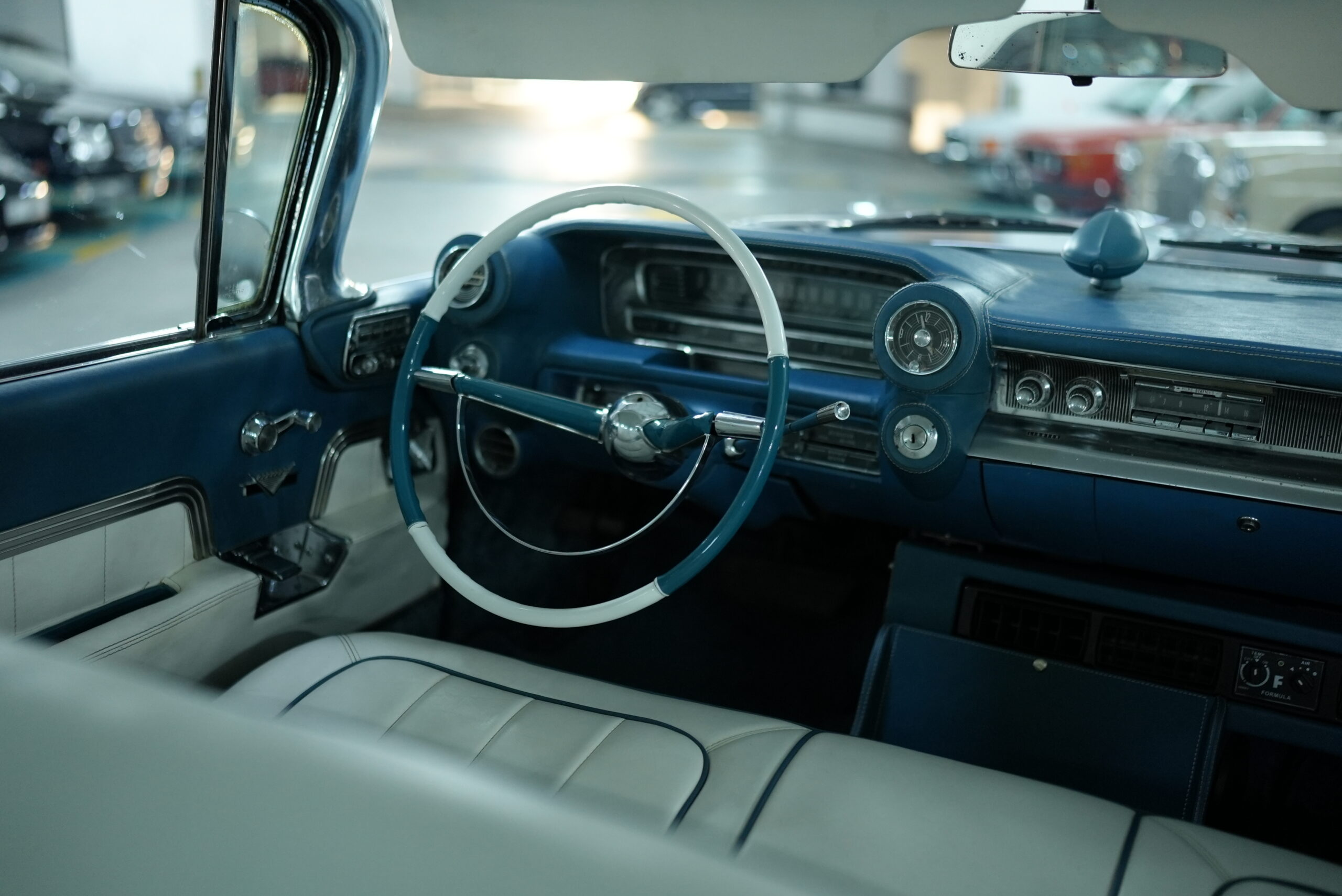 Cadillac Sedan De Ville 6 Window 1959 for sale in Dubai, UAE – photo 3 of 7