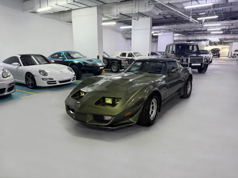 Corvette C3 1979 RestoMod in Olive Green for sale in Dubai, UAE – photo 1