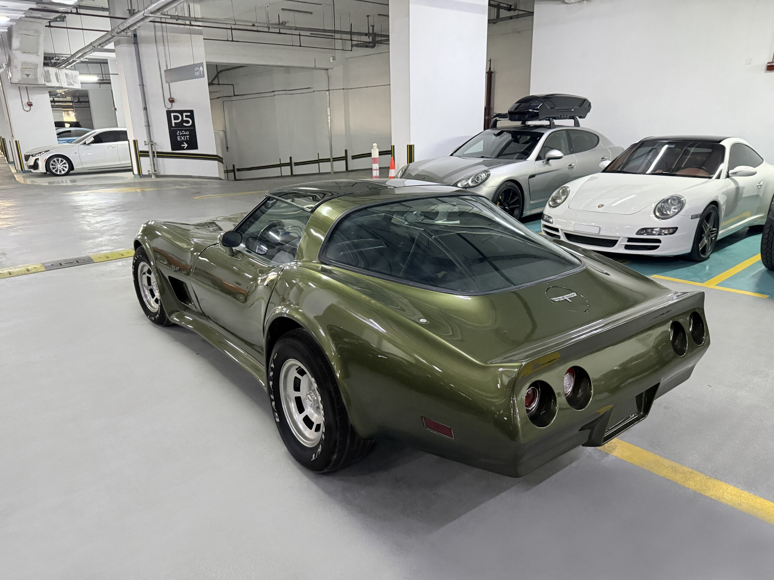 Corvette C3 1979 RestoMod in Olive Green for sale in Dubai, UAE – photo 5 of 5