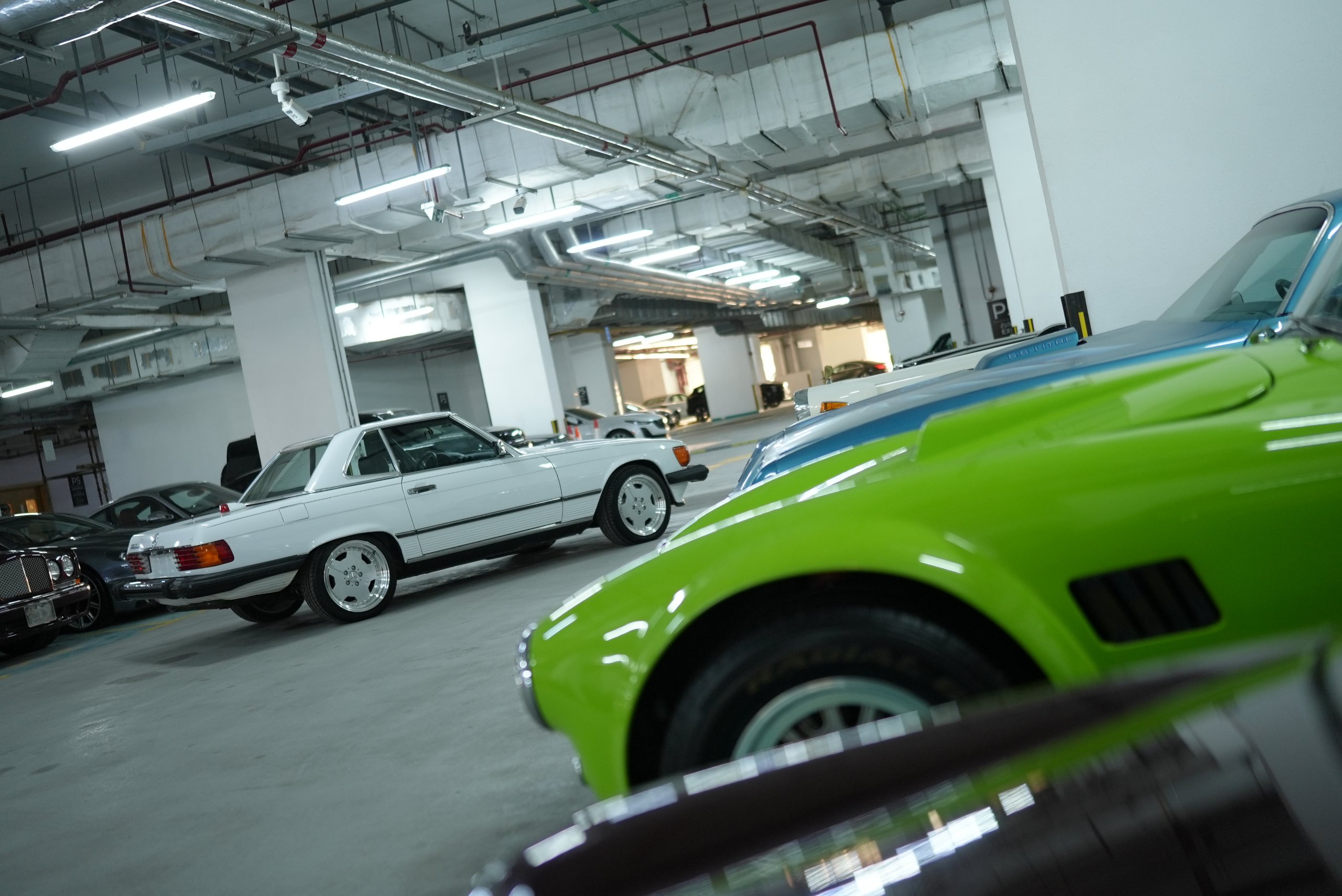 1986 Mercedes-Benz SL 560 R107 Excellent Condition | Recent repairs around 15K AED for sale in Dubai, UAE – photo 9 of 20