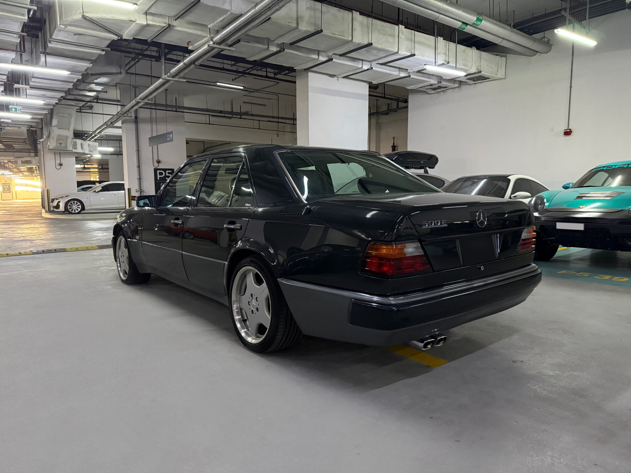1992 Mercedes-Benz 500 E W124 | Japanese Spec | 128,000 km for sale in Dubai, UAE – photo 10 of 20