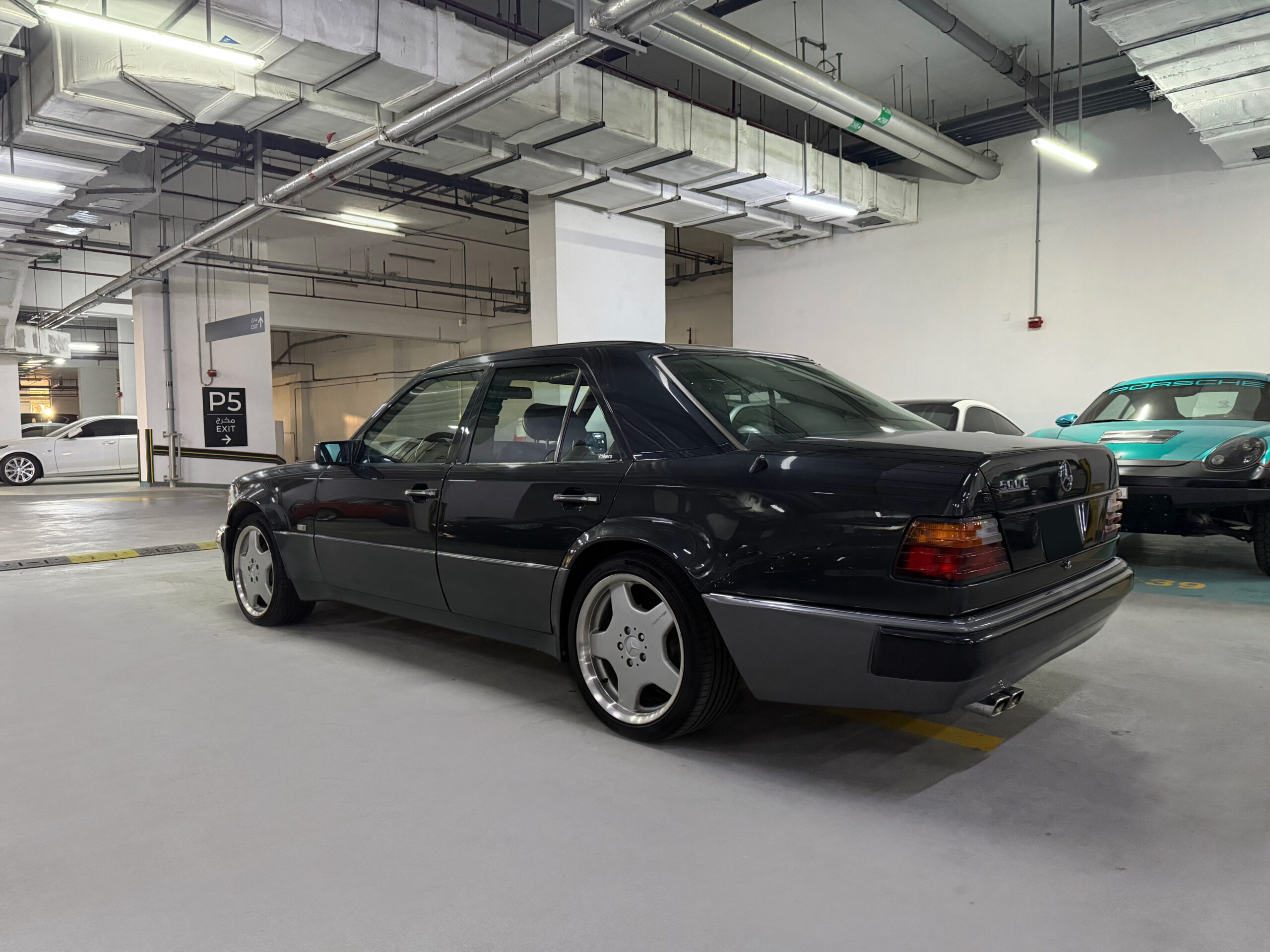 1992 Mercedes-Benz 500 E W124 | Japanese Spec | 128,000 km for sale in Dubai, UAE – photo 8 of 20