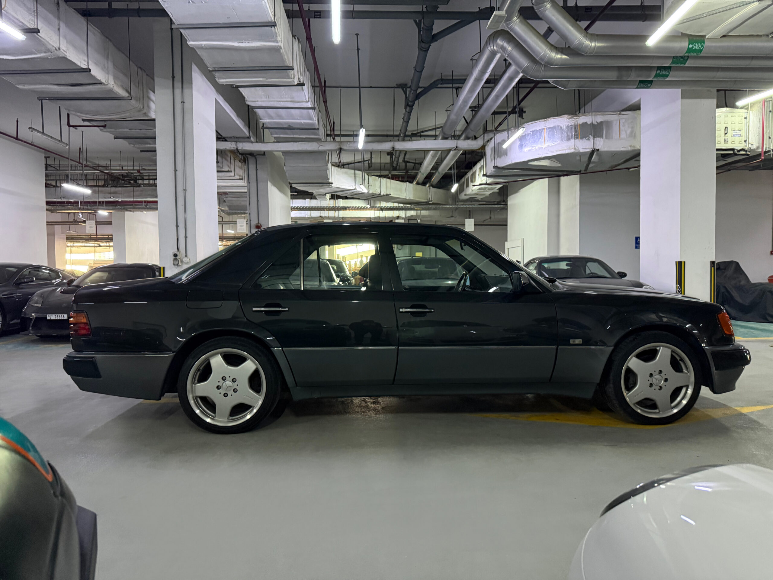 1992 Mercedes-Benz 500 E W124 | Japanese Spec | 128,000 km for sale in Dubai, UAE – photo 9 of 20