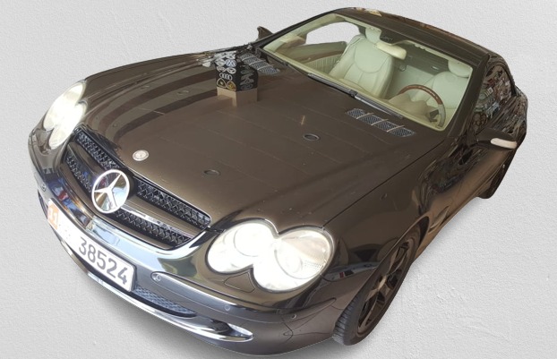 2005 Mercedes-Benz SL600 V12 Twin Turbo, GCC Spec for sale in Abu Dhabi, UAE – photo 5 of 10