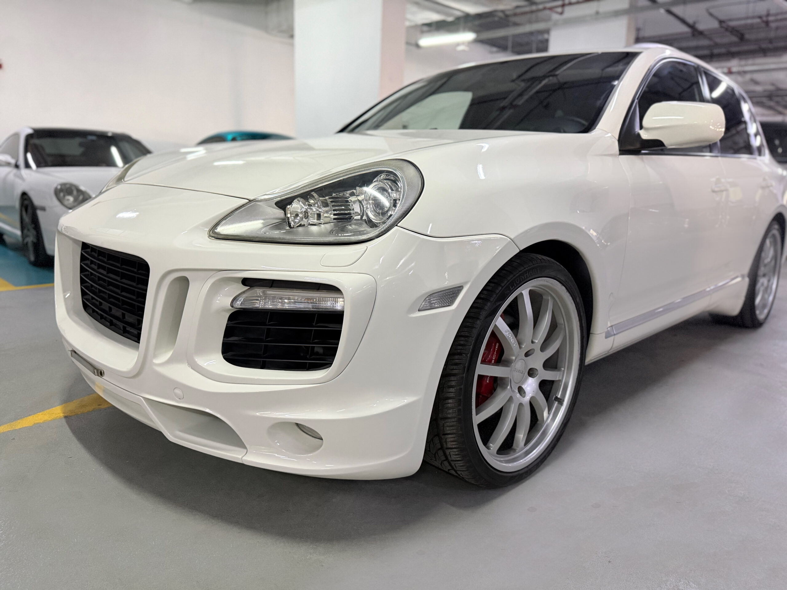 2008 Porsche Cayenne 957 V6 Japanese Bodykit, US Spec, Clean Title, Japan Import for sale in Dubai, UAE – photo 3 of 5