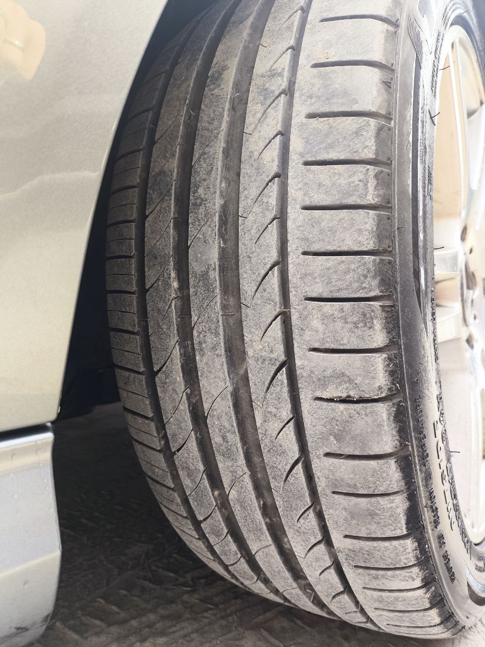 2009 Mercedes-Benz c230 manual for sale in Dubai, UAE – photo 3 of 7