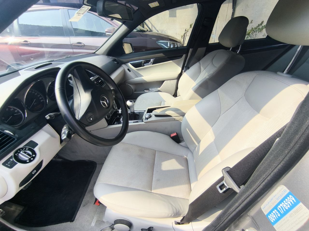 2009 Mercedes-Benz c230 manual for sale in Dubai, UAE – photo 7 of 7