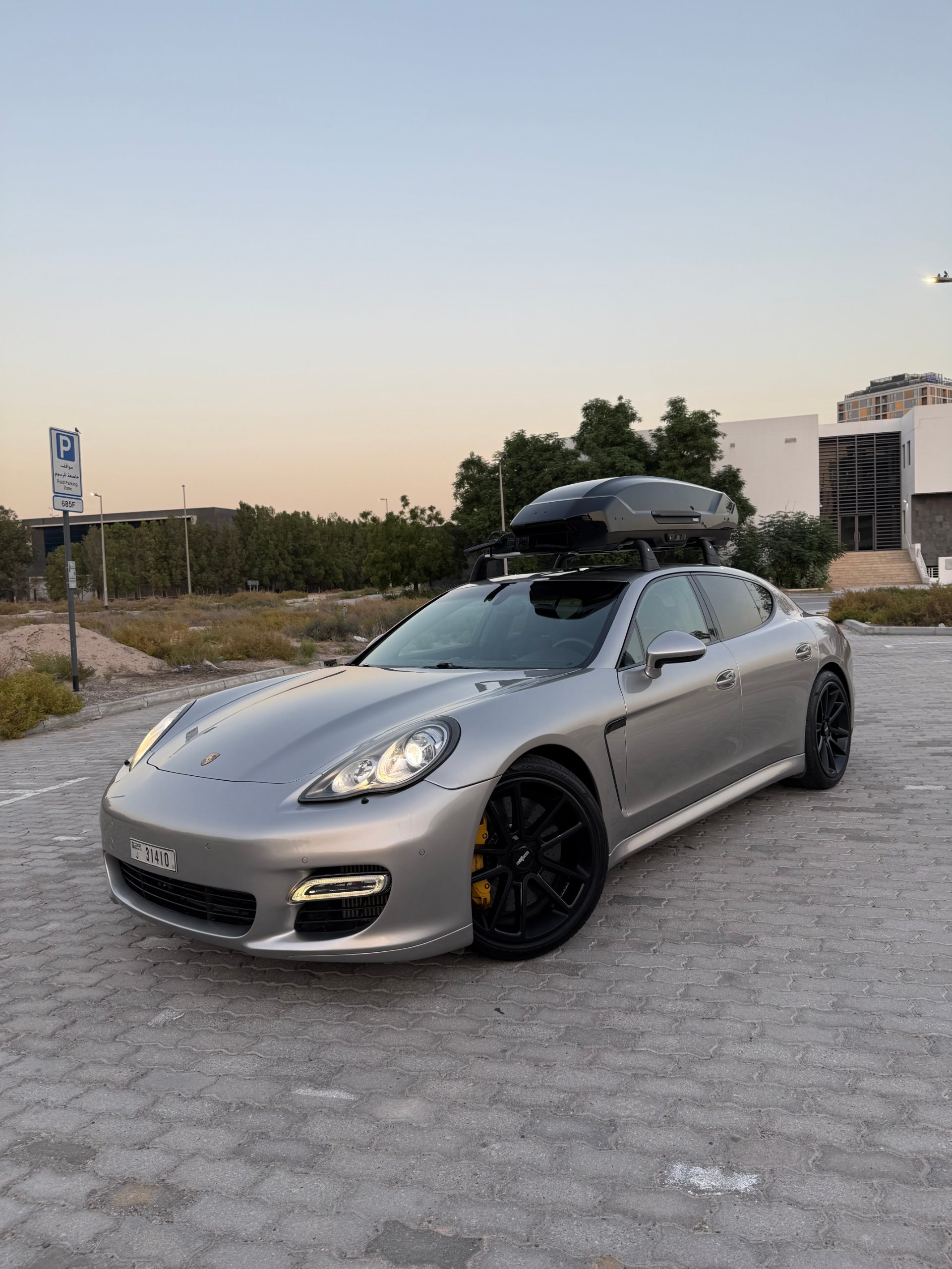 Porsche Panamera Turbo, 2010, 51,000 km only, two collector owners for sale in Dubai, UAE – photo 2 of 20