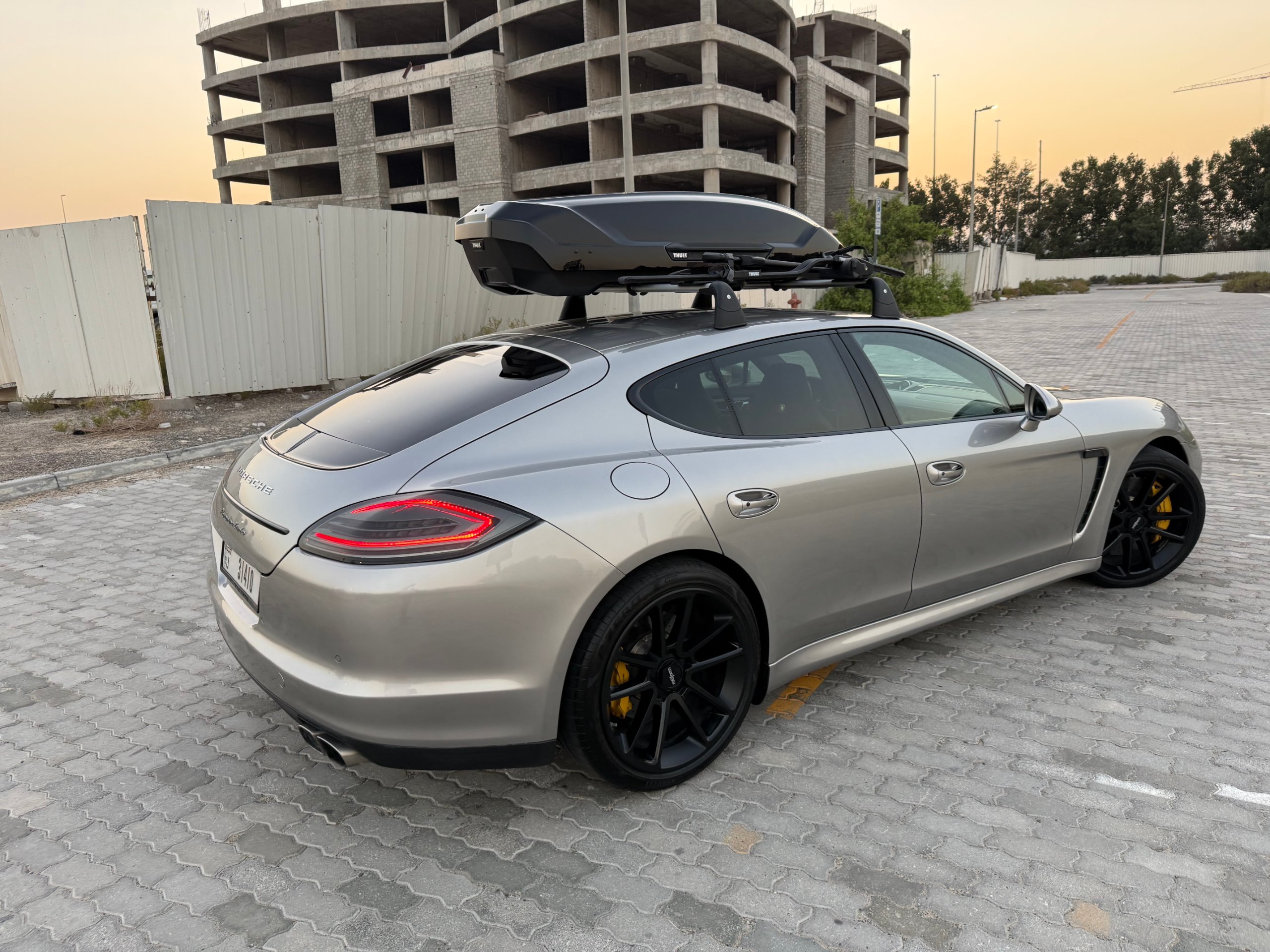 Porsche Panamera Turbo, 2010, 51,000 km only, two collector owners for sale in Dubai, UAE – photo 9 of 20