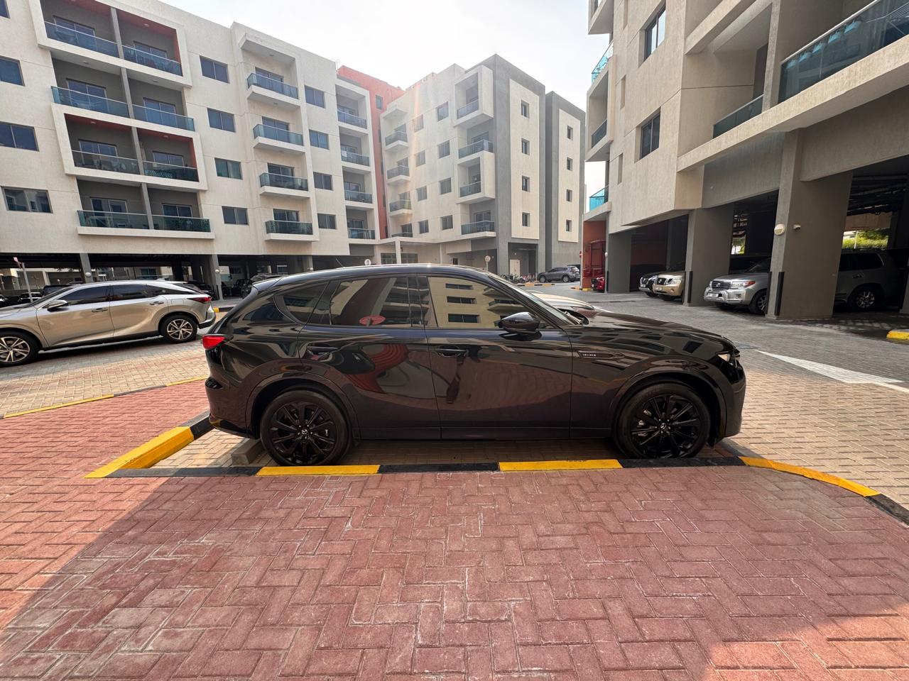 Mazda CX60 Takumi - 2025 - Valid Warranty - Low Mileage for sale in Dubai, UAE – photo 5 of 12