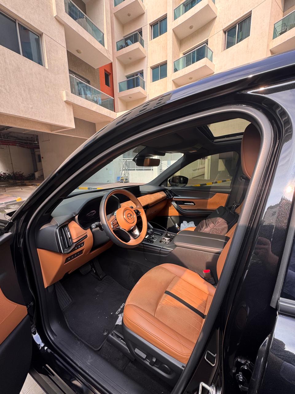 Mazda CX60 Takumi - 2025 - Valid Warranty - Low Mileage for sale in Dubai, UAE – photo 7 of 12