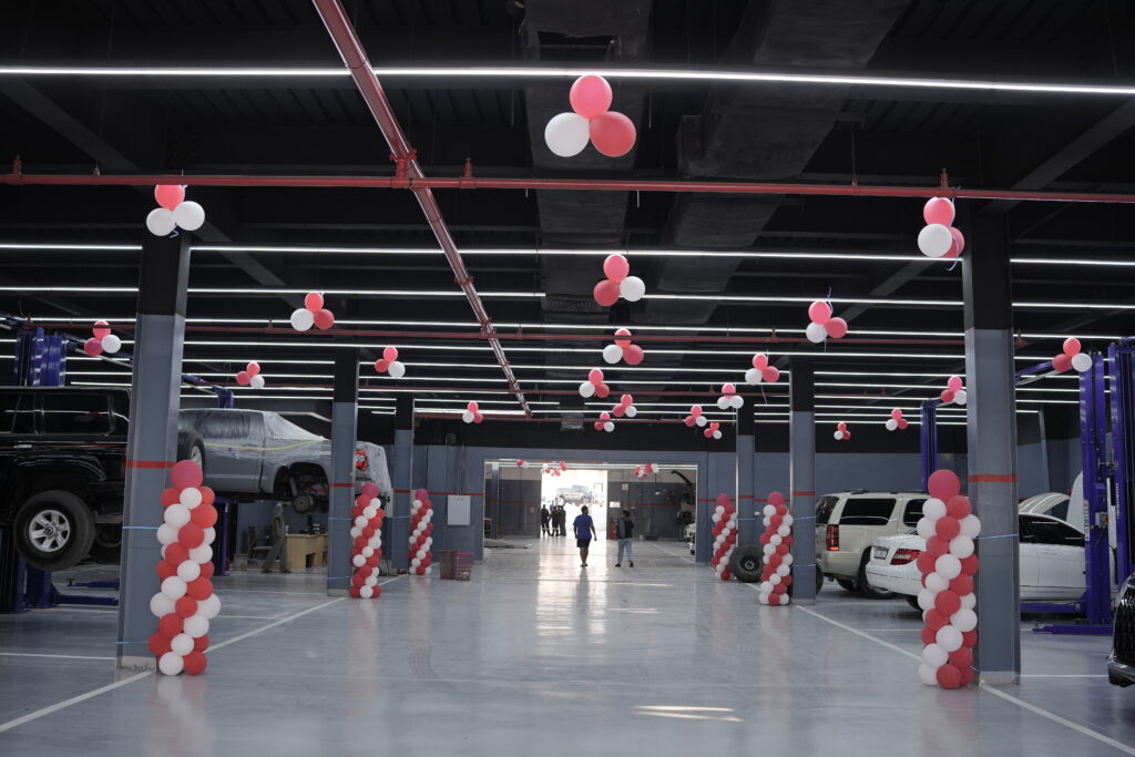 Garage photo 17