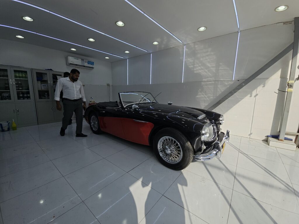 Garage photo 37
