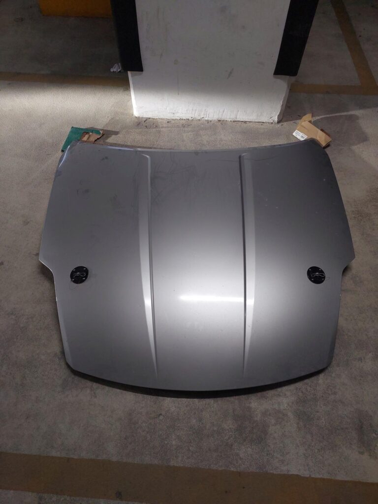 Nissan 350z 2003 / 2005 OEM spare parts / Dubai for sale in Dubai, UAE – photo 1 of 15