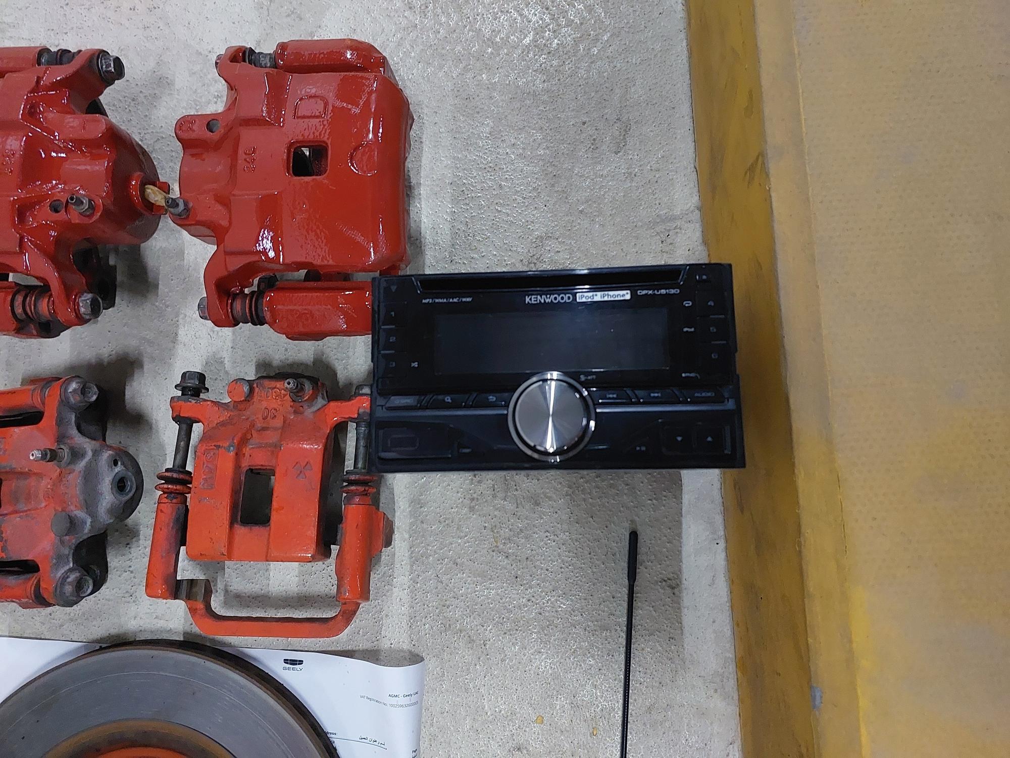 Nissan 350z 2003 / 2005 OEM spare parts / Dubai for sale in Dubai, UAE – photo 10 of 15
