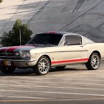 1965 Ford Mustang Fastback thumbnail 1
