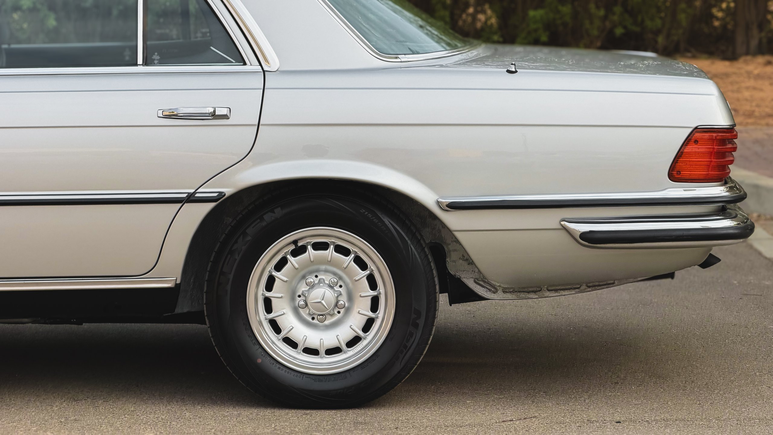 1980 Mercedes-Benz 450 SEL 6.9 for sale in Abu Dhabi, UAE – photo 8 of 20