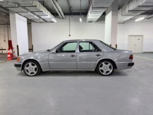 1992 Mercedes-Benz 500E | Grey | 98,705 km | Dubai for sale in UAE