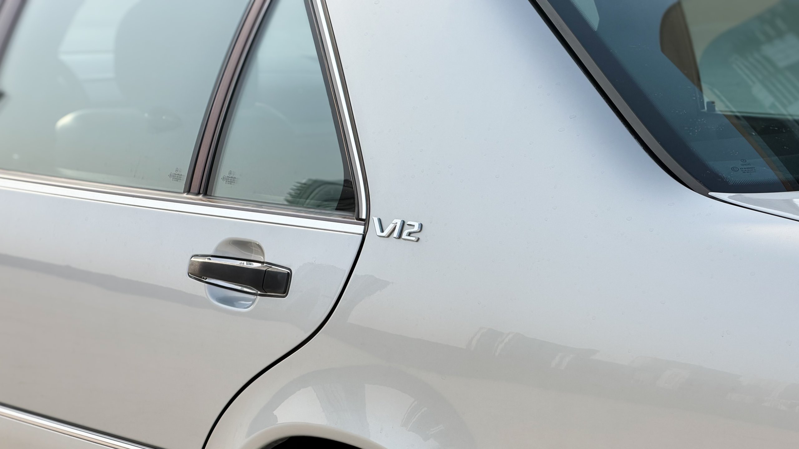 1998 Mercedes-Benz S600 for sale in Ajman, UAE – photo 12 of 20
