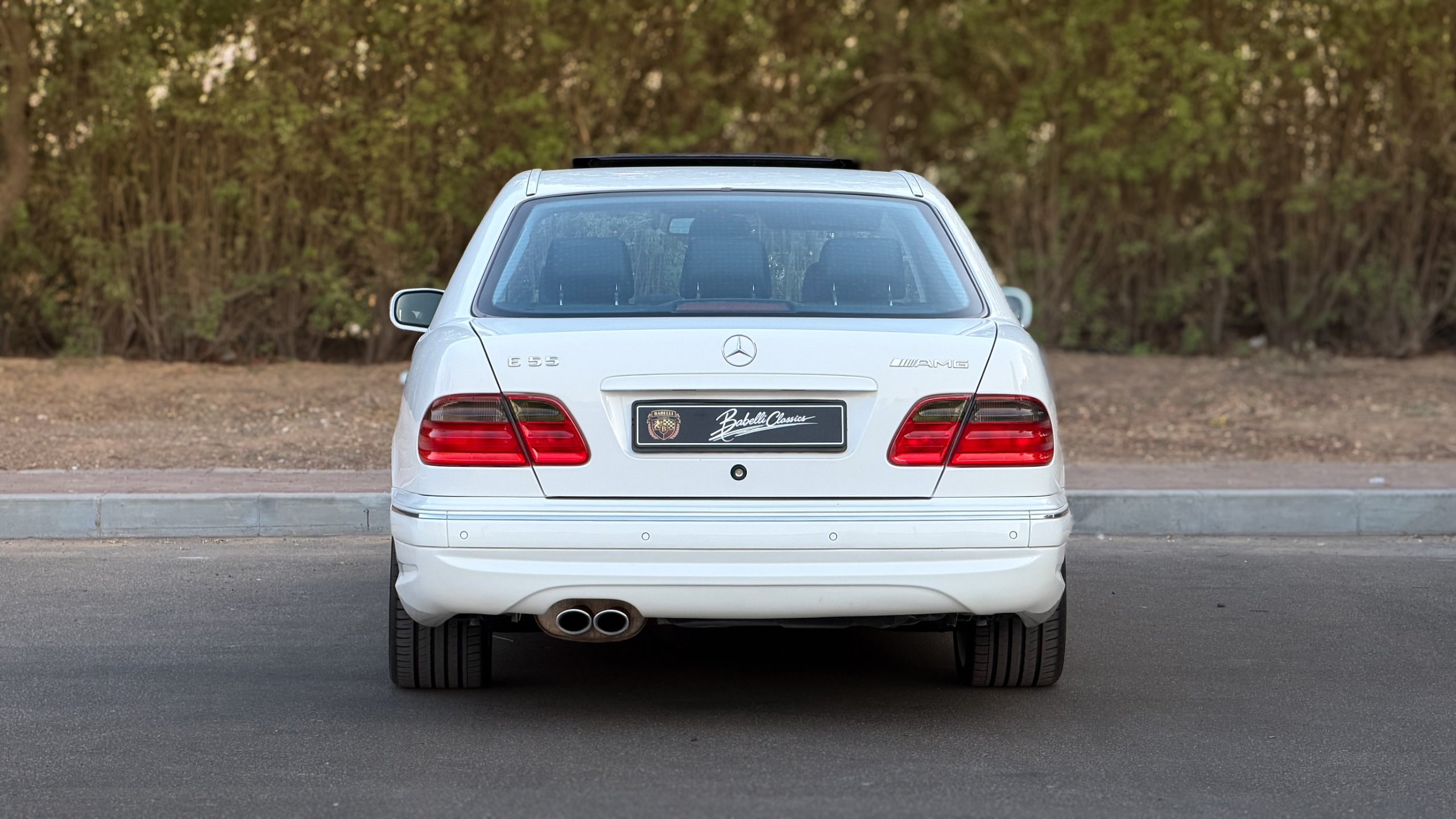 2001 Mercedes-Benz E55 AMG for sale in Abu Dhabi, UAE – photo 8 of 20