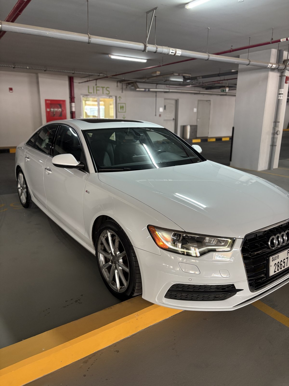 2015 Audi A6 3.0T quattro Technik, White, Canadian Specs, Only 78,000 km for sale in Dubai, UAE – photo 2 of 7