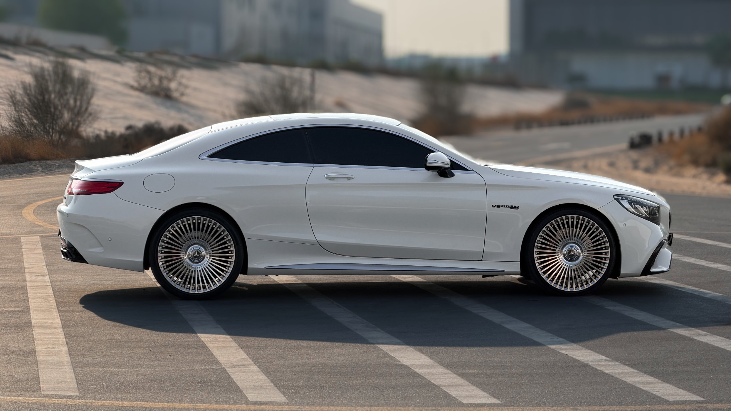 2015 Mercedes-Benz S63 AMG Coupe for sale in Dubai, UAE – photo 13 of 20