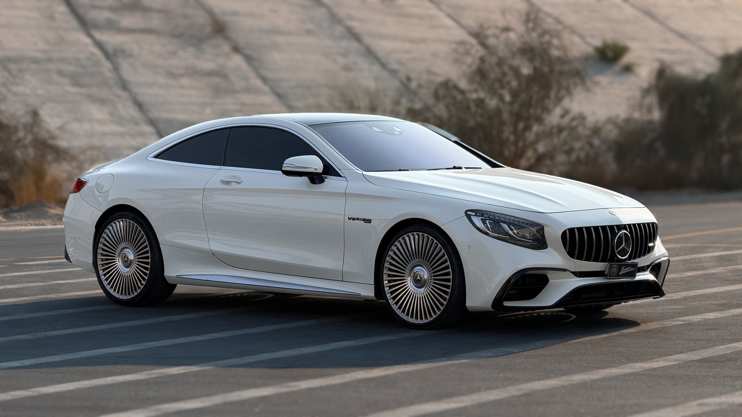2015 Mercedes-Benz S63 AMG Coupe for sale in Dubai, UAE – photo 14 of 20